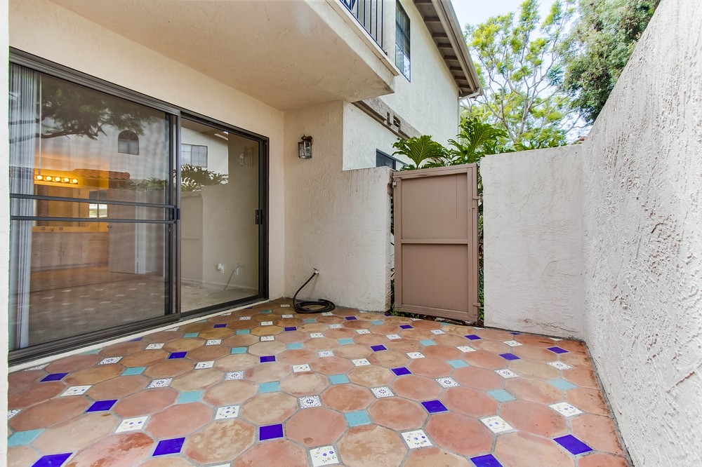 Virtual tour photo 21 of 29 for 7604 Palmilla Drive #33