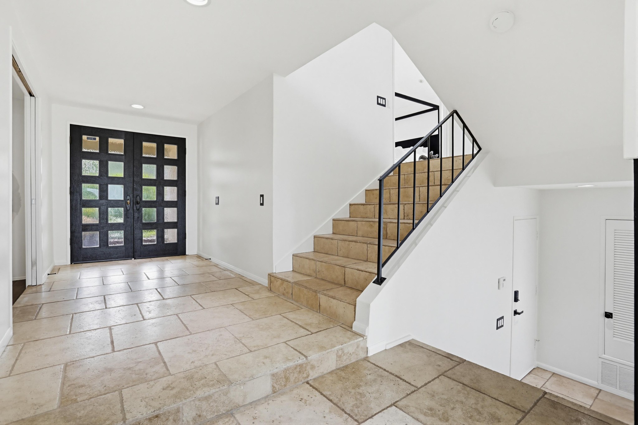 Virtual tour photo 12 of 51 for 7605 Caminito Avola