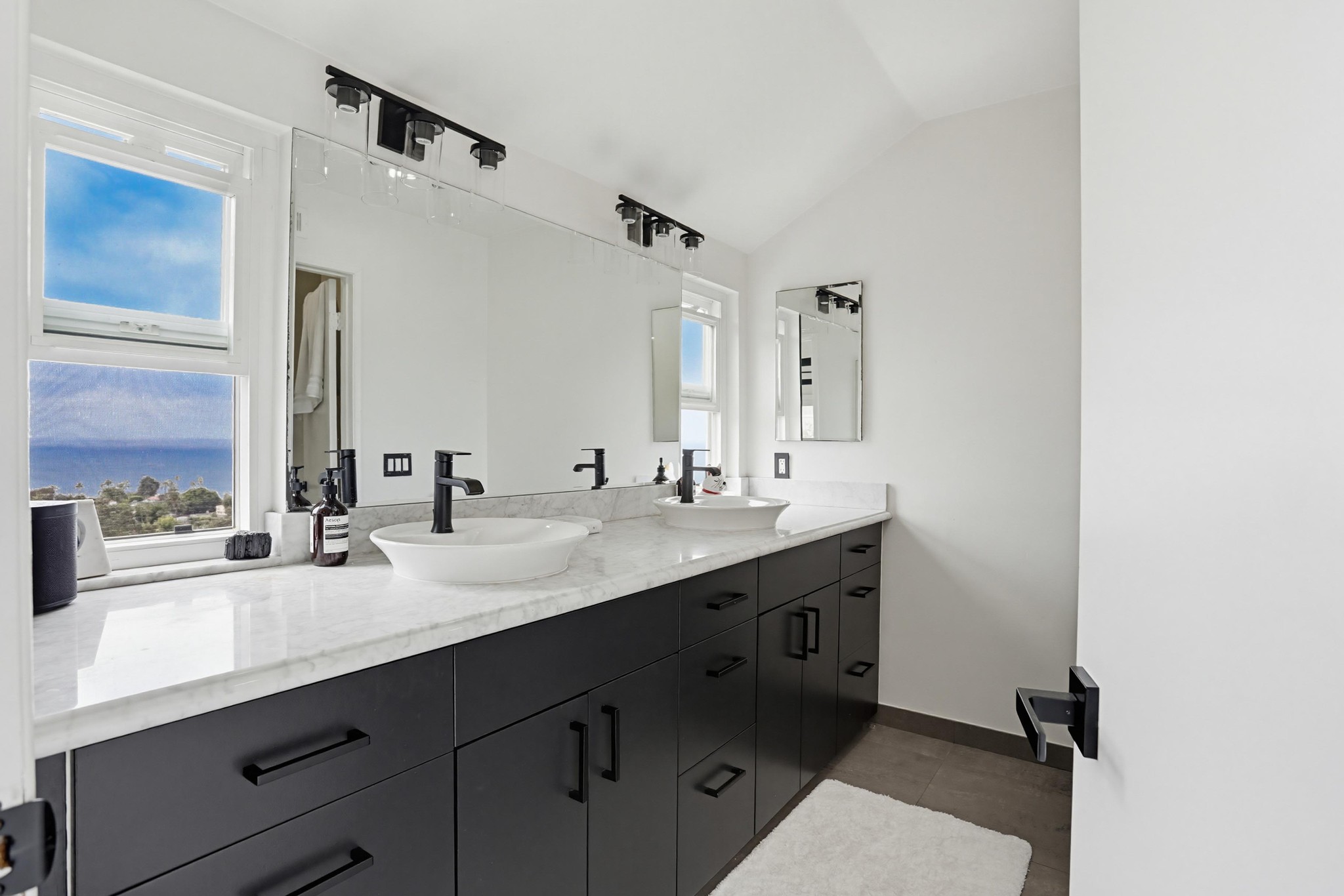 Virtual tour photo 25 of 51 for 7605 Caminito Avola