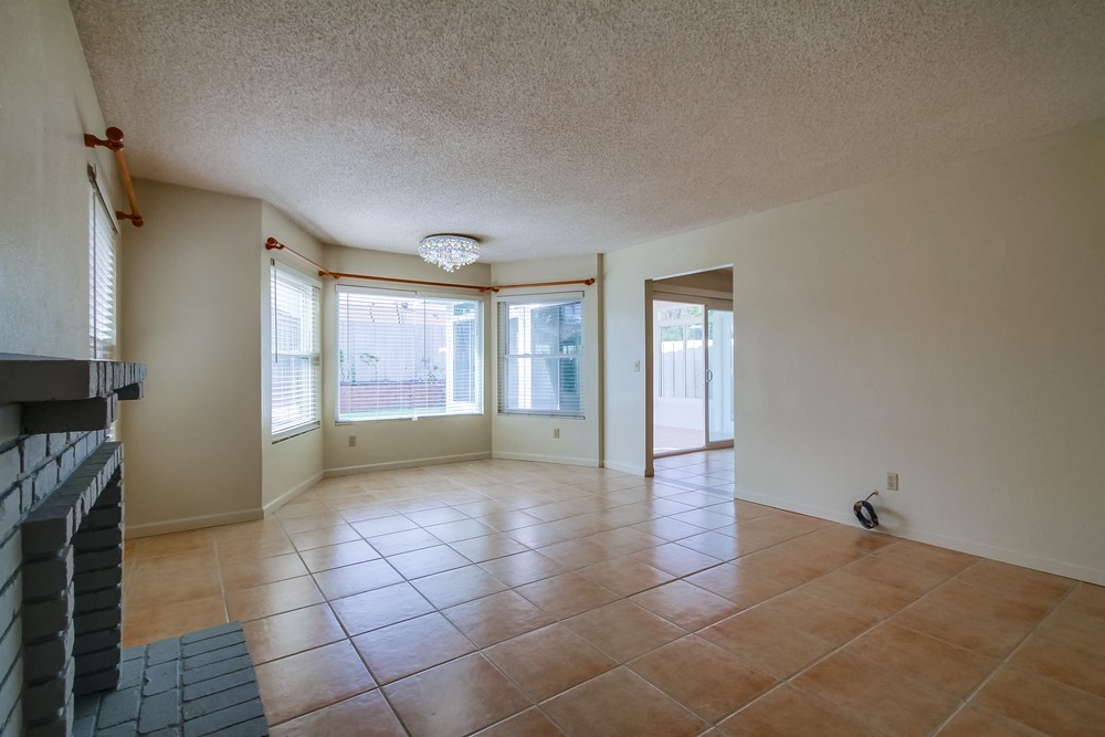 Virtual tour photo 3 of 49 for 7611 Flower Meadow Dr