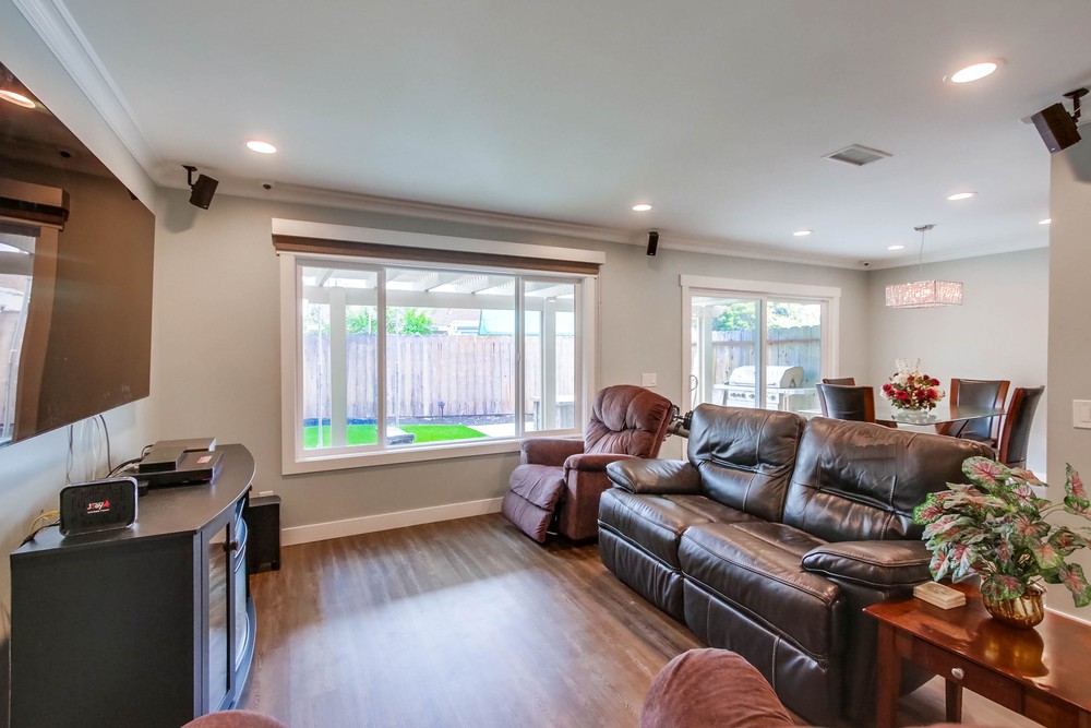 Virtual tour photo 5 of 54 for 7613 Caminito De Oi Vay