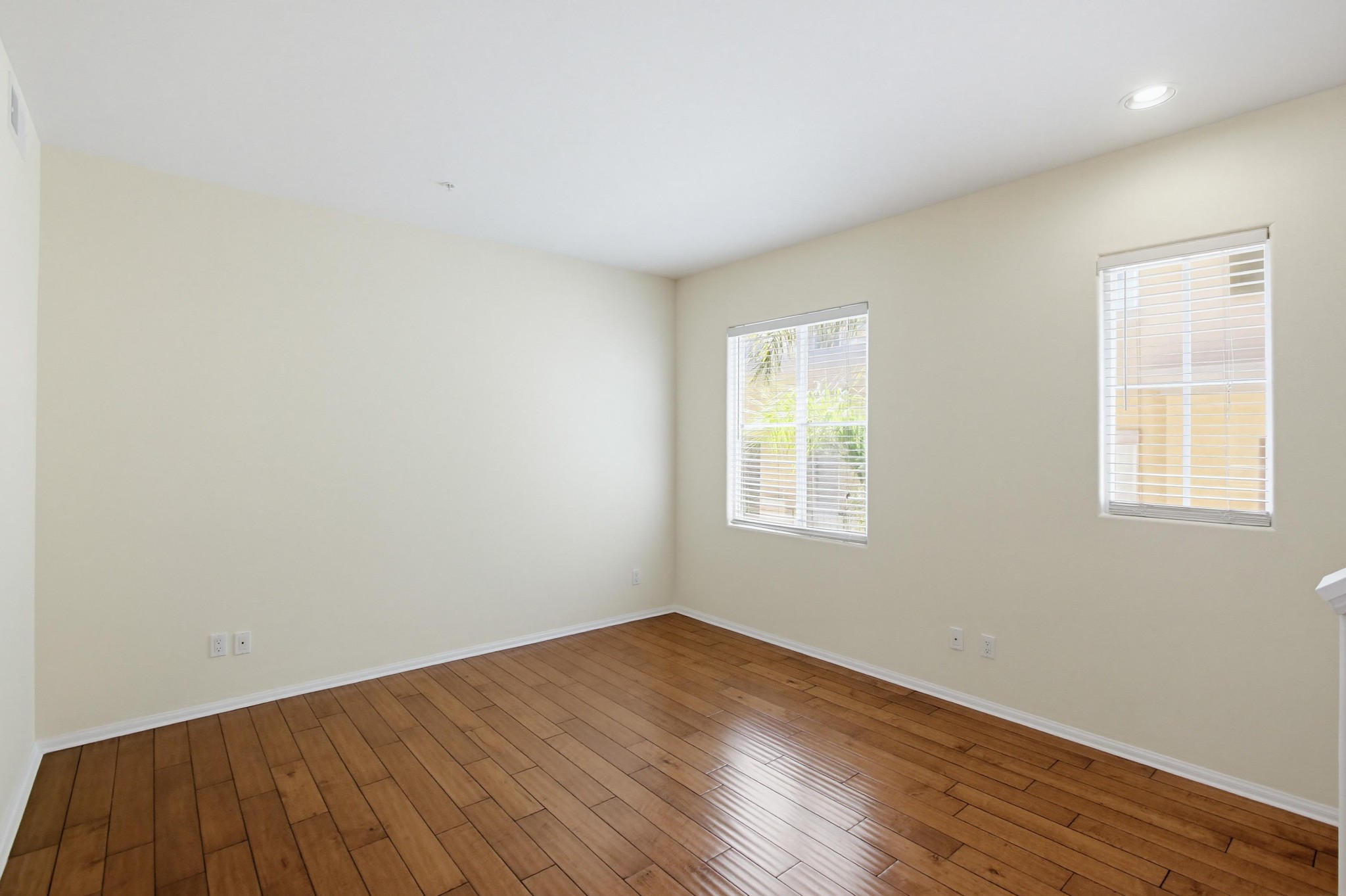 Virtual tour photo 9 of 40 for 7613 Family Cir
