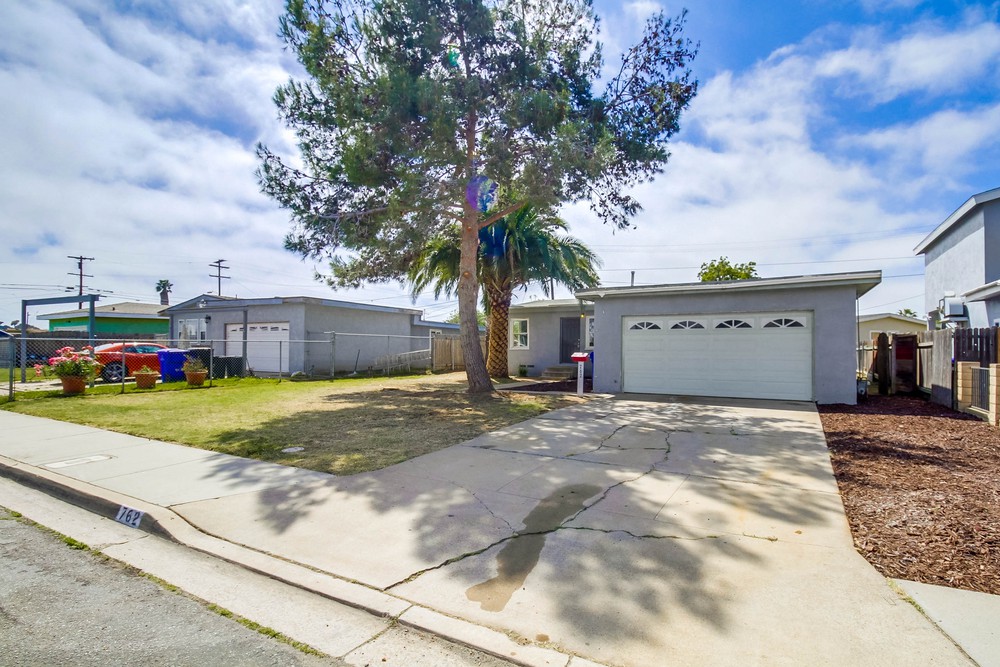 Virtual tour photo 4 of 42 for 762 16th St