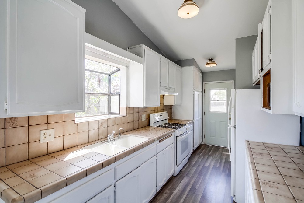 Virtual tour photo 15 of 42 for 762 16th St