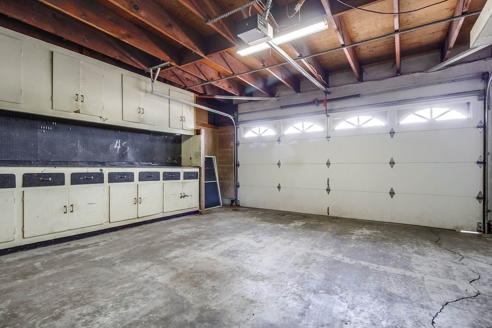 Virtual tour photo 33 of 42 for 762 16th St