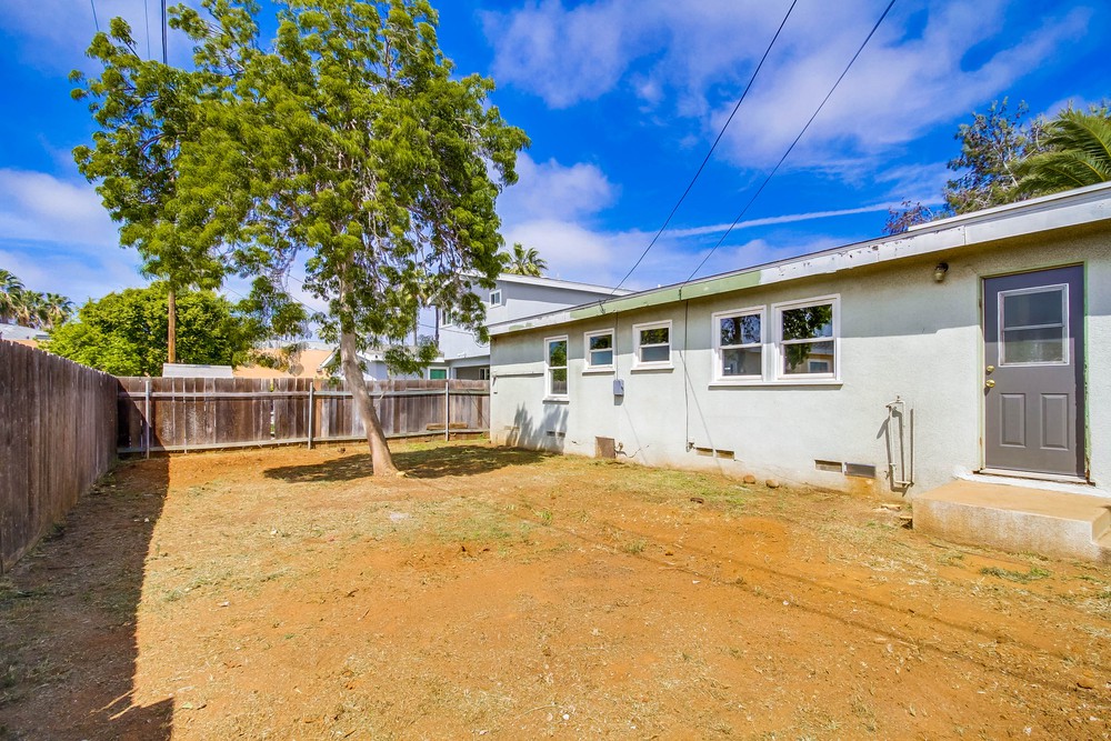 Virtual tour photo 38 of 42 for 762 16th St