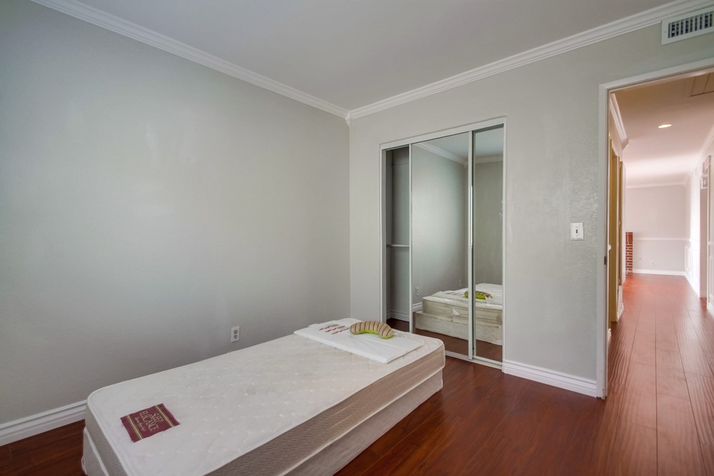 Virtual tour photo 28 of 49 for 7626 Flanders Dr