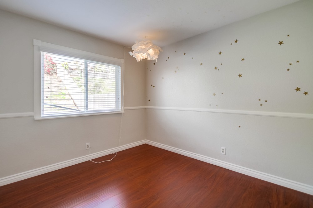 Virtual tour photo 32 of 49 for 7626 Flanders Dr