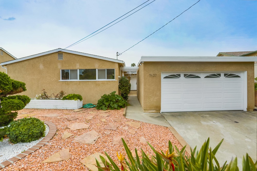 Virtual tour photo 6 of 49 for 7637 Seagull Ct