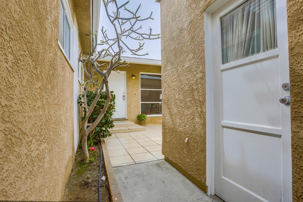 Virtual tour photo 7 of 49 for 7637 Seagull Ct