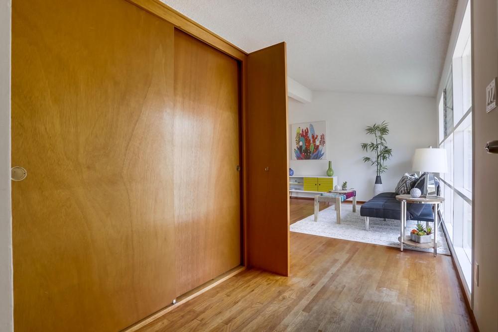 Virtual tour photo 11 of 49 for 7637 Seagull Ct