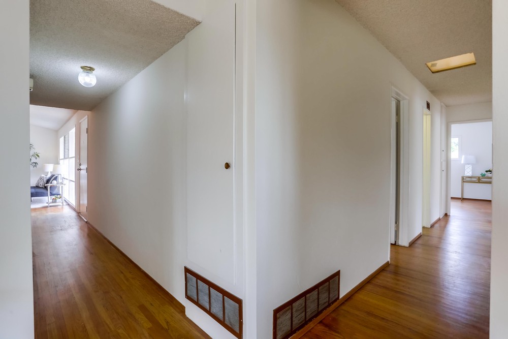Virtual tour photo 27 of 49 for 7637 Seagull Ct