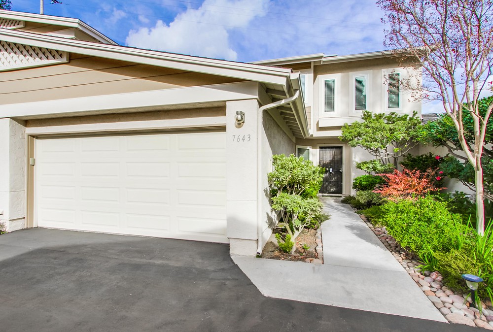 Virtual tour photo 5 of 65 for 7643 Rainswept Ln