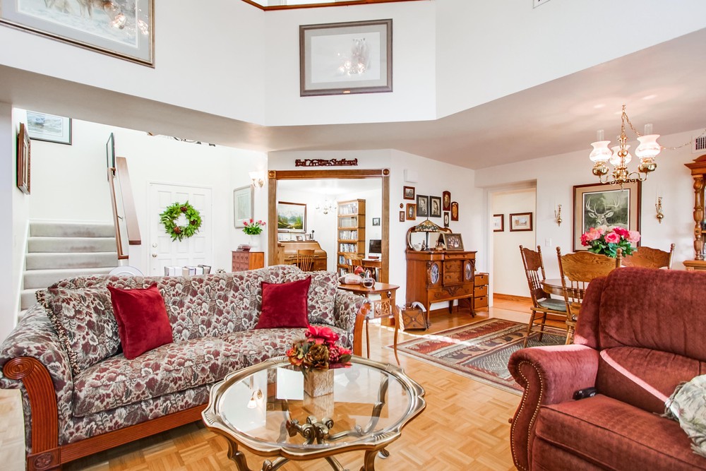 Virtual tour photo 11 of 65 for 7643 Rainswept Ln
