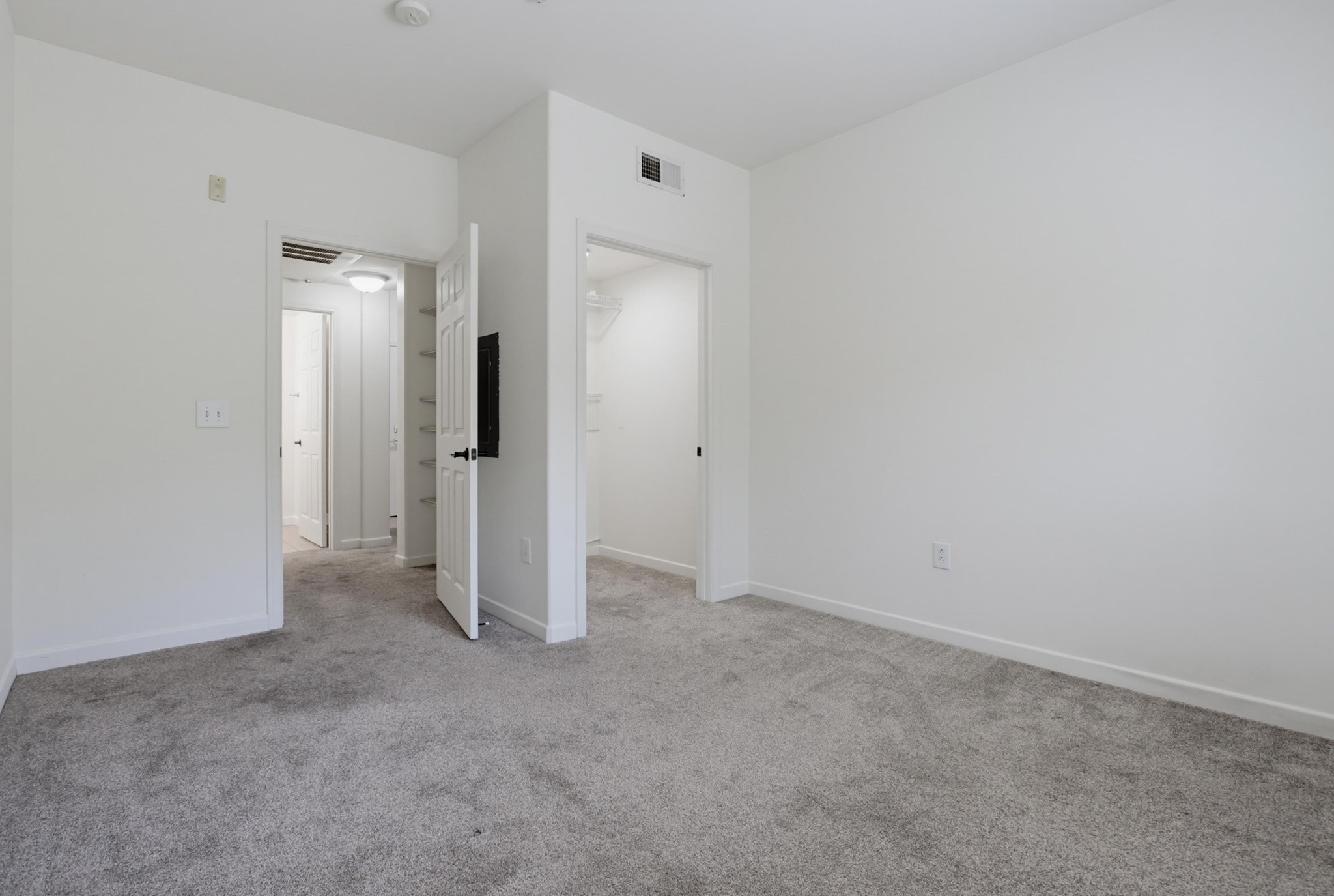 Virtual tour photo 27 of 45 for 7647 Mission Gorge Rd Unit 19