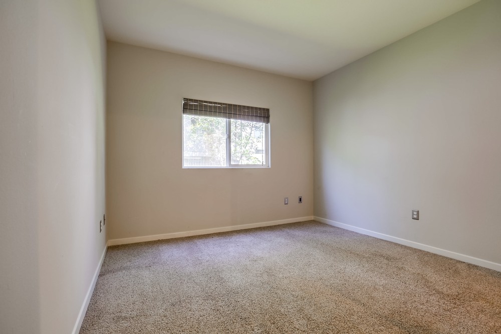 Virtual tour photo 25 of 34 for 7653 Mission Gorge Rd #48