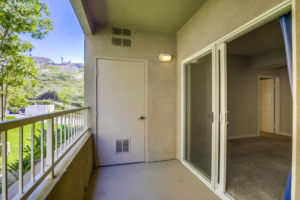 Virtual tour photo 31 of 34 for 7653 Mission Gorge Rd #48