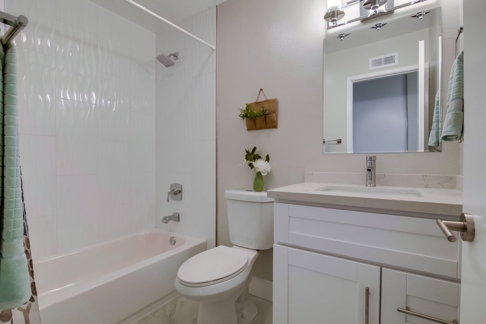 Virtual tour photo 32 of 39 for 7655 Windsong Rd