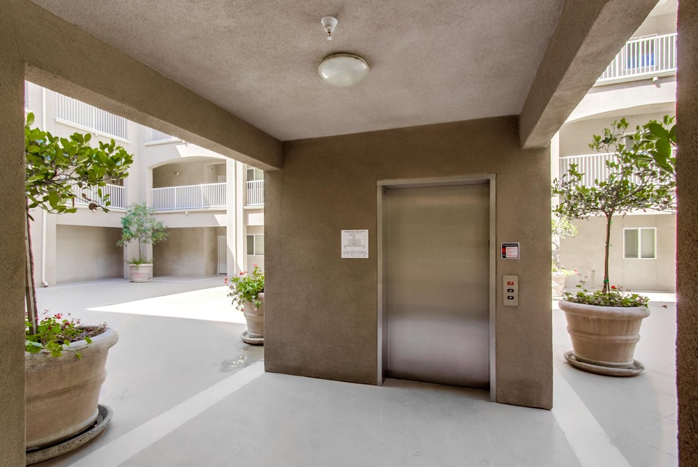 Virtual tour photo 7 of 57 for 7671 Mission Gorge Rd