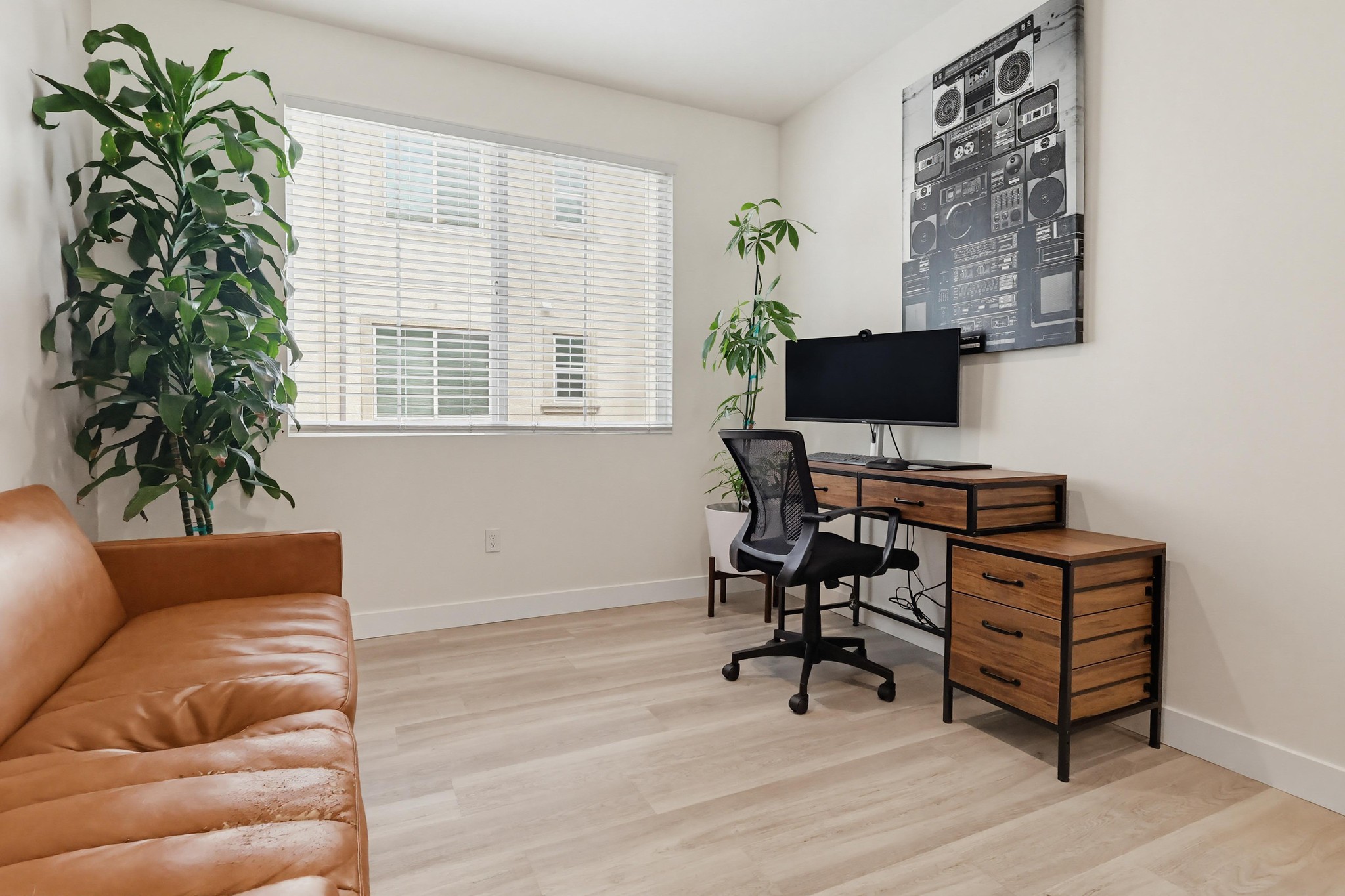Virtual tour photo 20 of 62 for 7674 Sunflower Dr