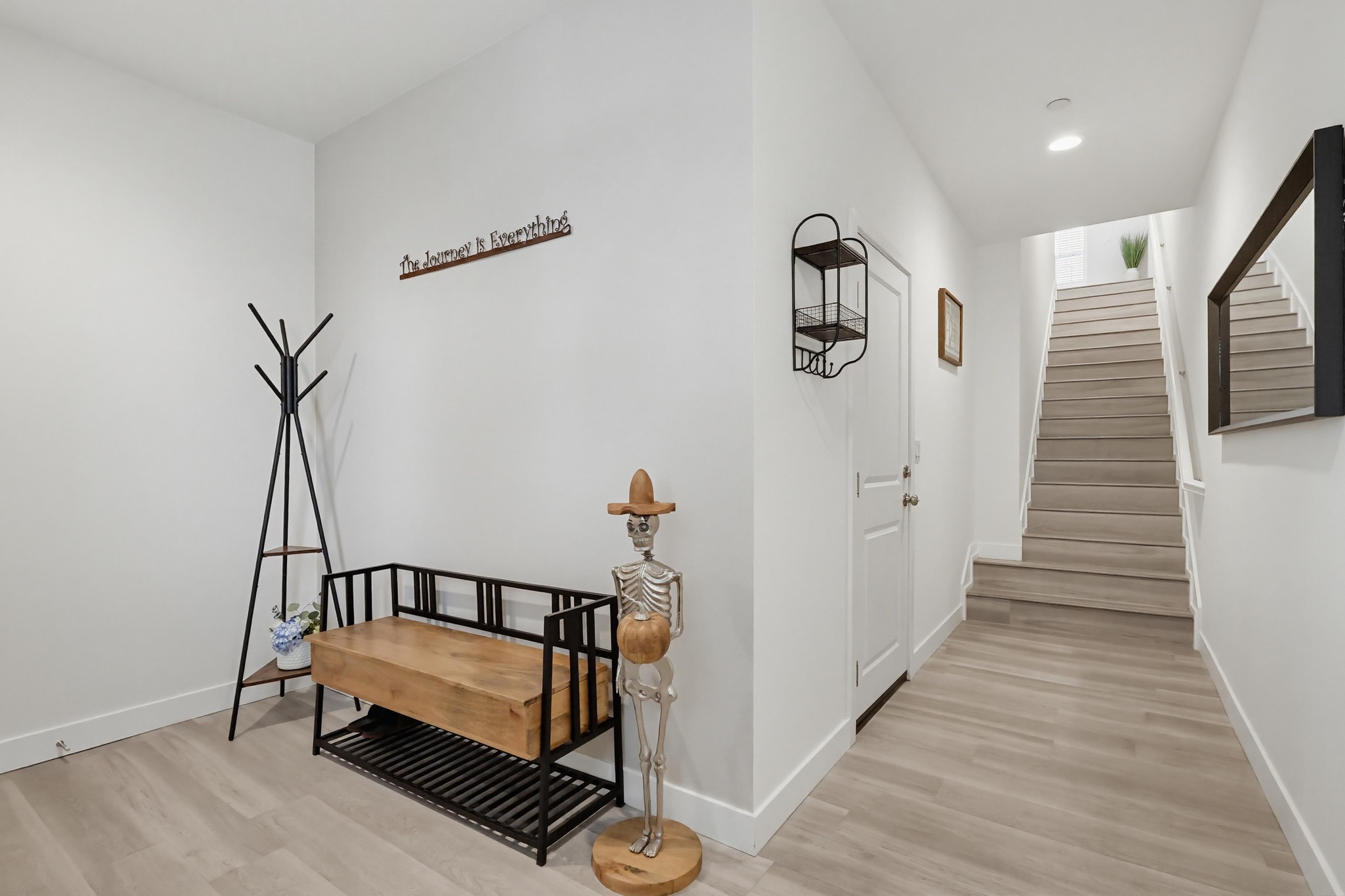 Virtual tour photo 6 of 62 for 7674 Sunflower Dr