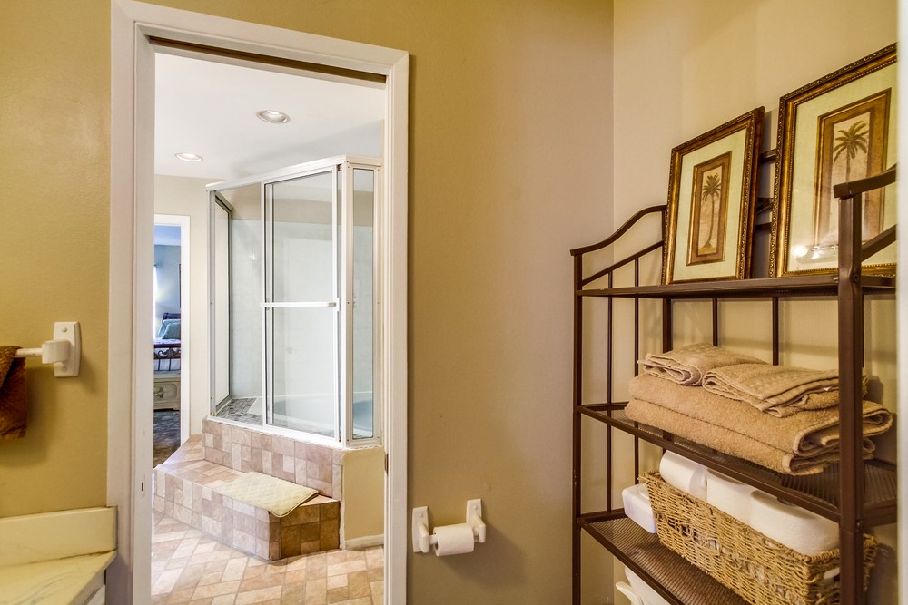 Virtual tour photo 22 of 45 for 7679 Parkdale Cir