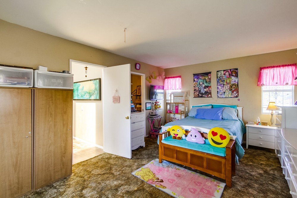 Virtual tour photo 37 of 45 for 7679 Parkdale Cir