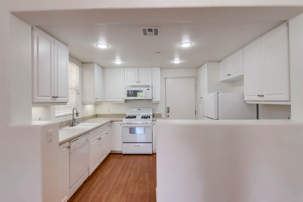 Virtual tour photo 14 of 37 for 768 Castaway Cove