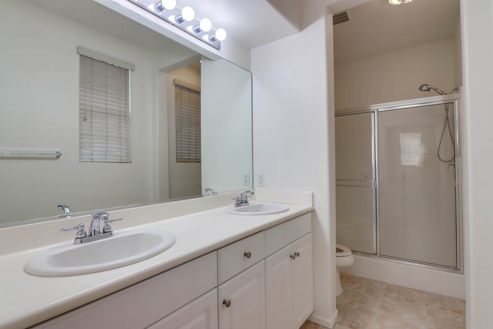 Virtual tour photo 31 of 37 for 768 Castaway Cove