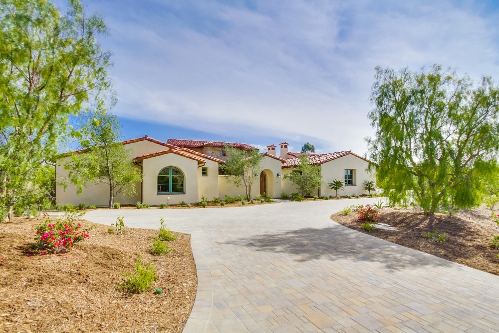 Virtual tour photo 3 of 73 for 7691 Iluminado