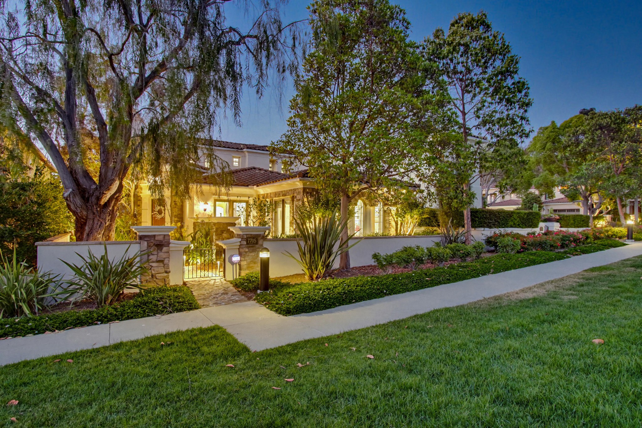 Virtual tour photo 1 of 123 for 7705 Allegro Ln