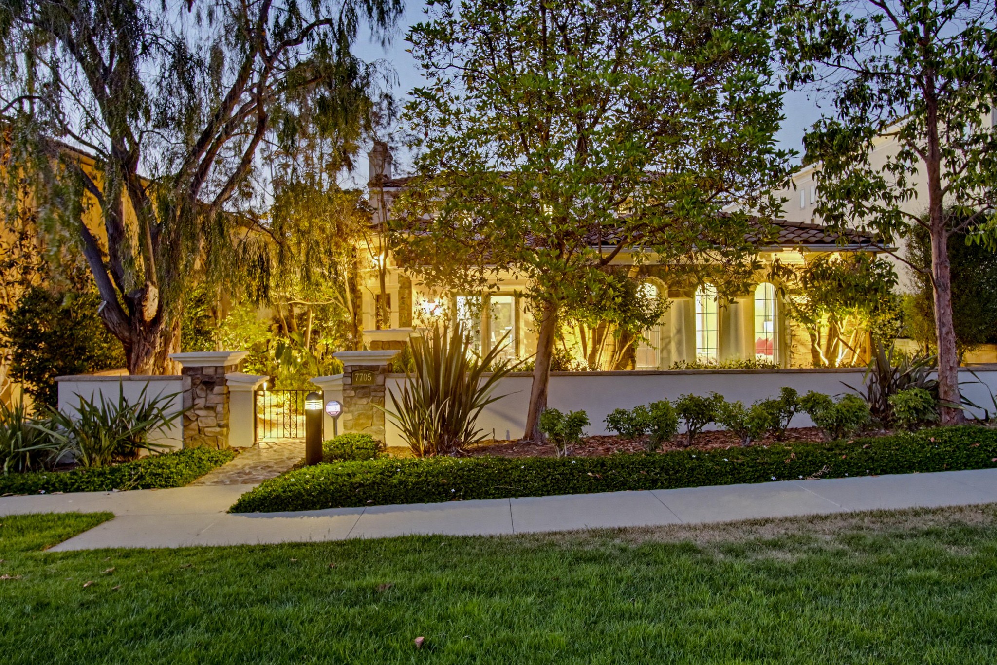 Virtual tour photo 11 of 123 for 7705 Allegro Ln