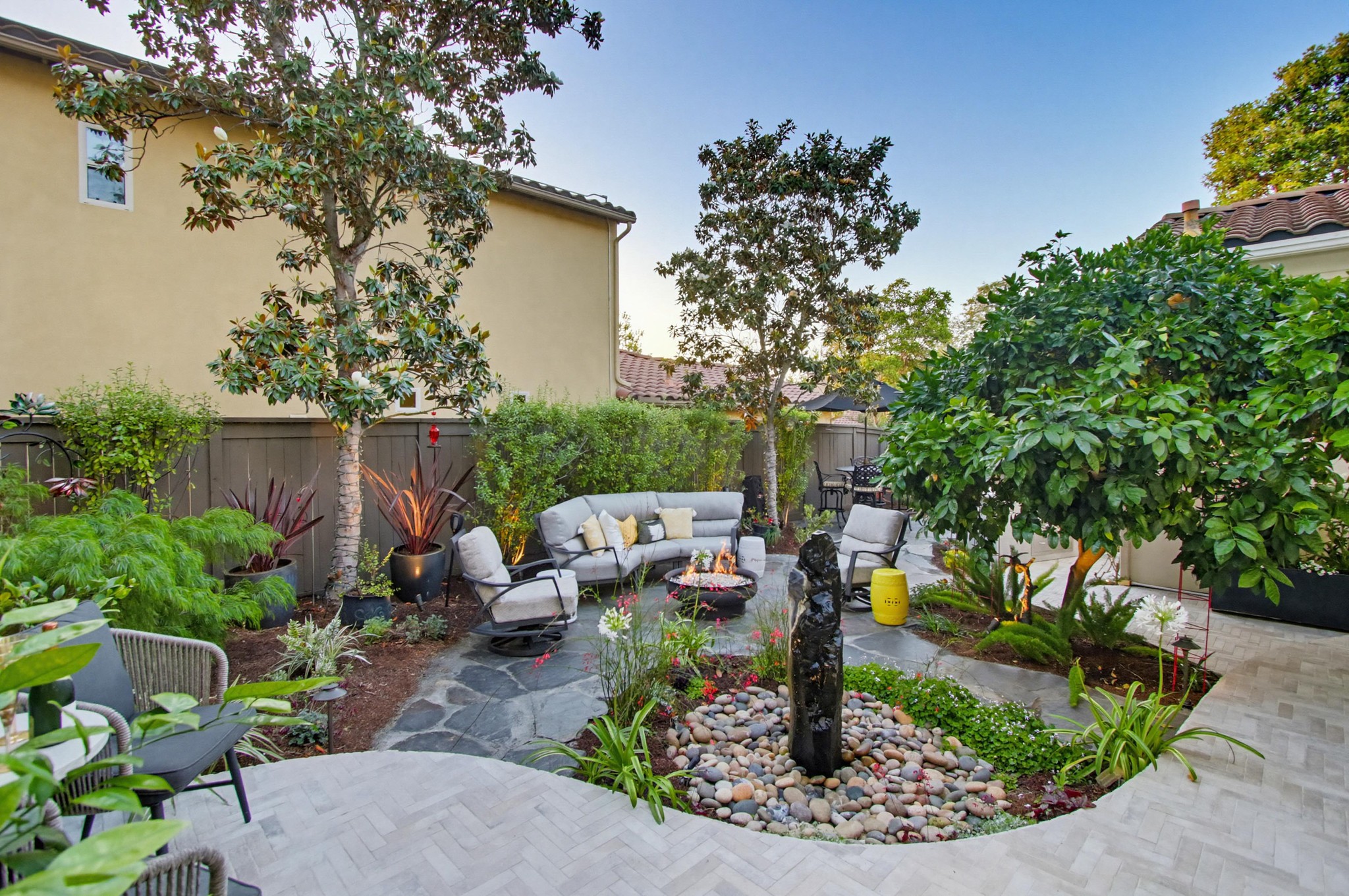 Virtual tour photo 98 of 123 for 7705 Allegro Ln