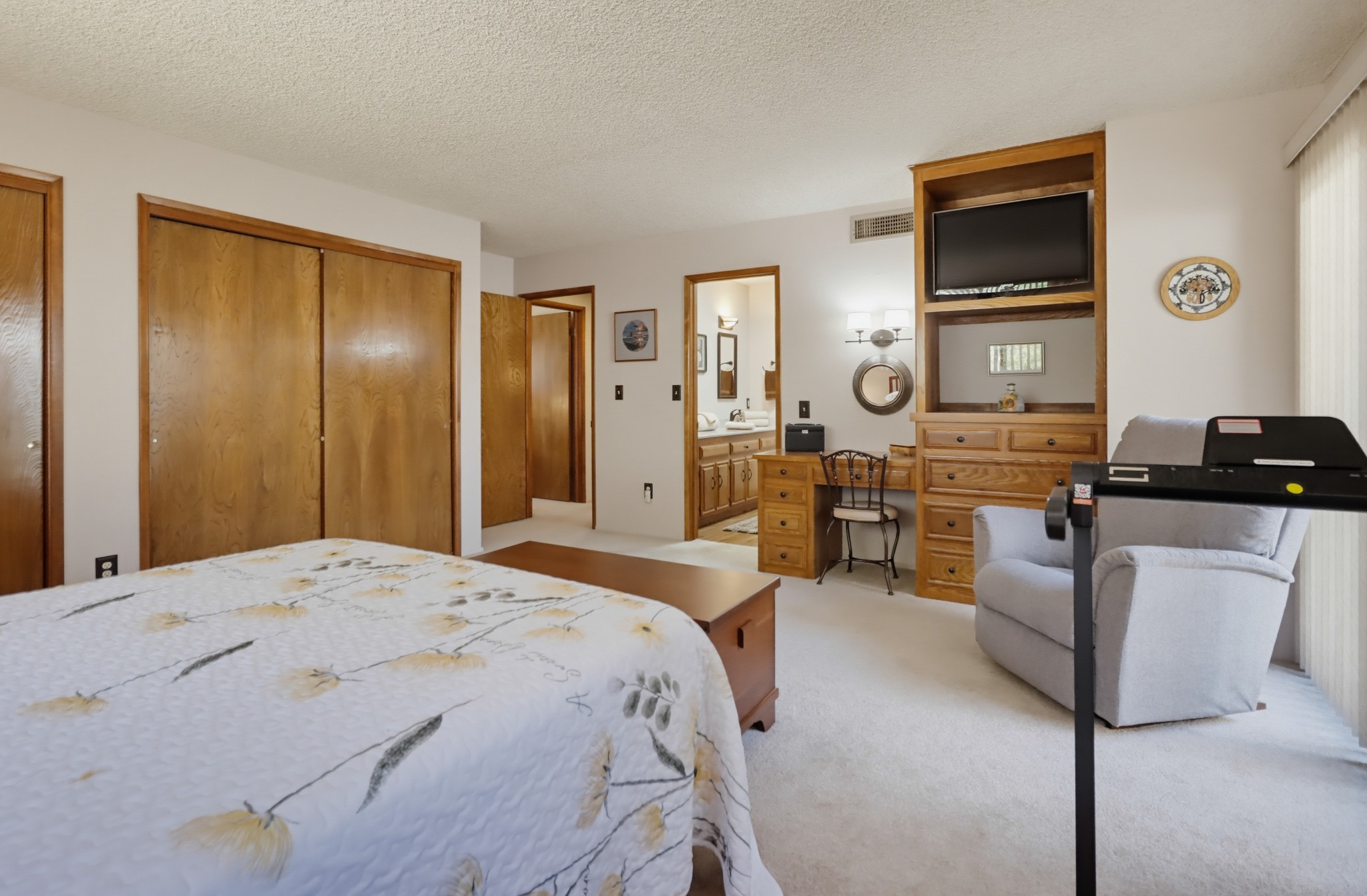 Virtual tour photo 25 of 54 for 7712 Cll De La Fiesta