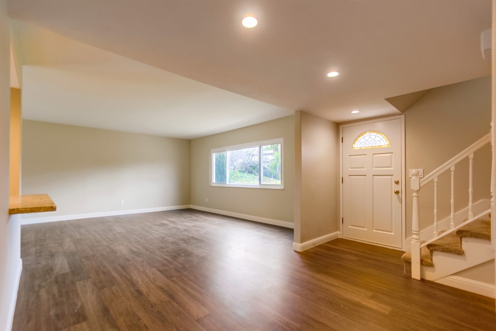 Virtual tour photo 6 of 45 for 7715 Melotte St