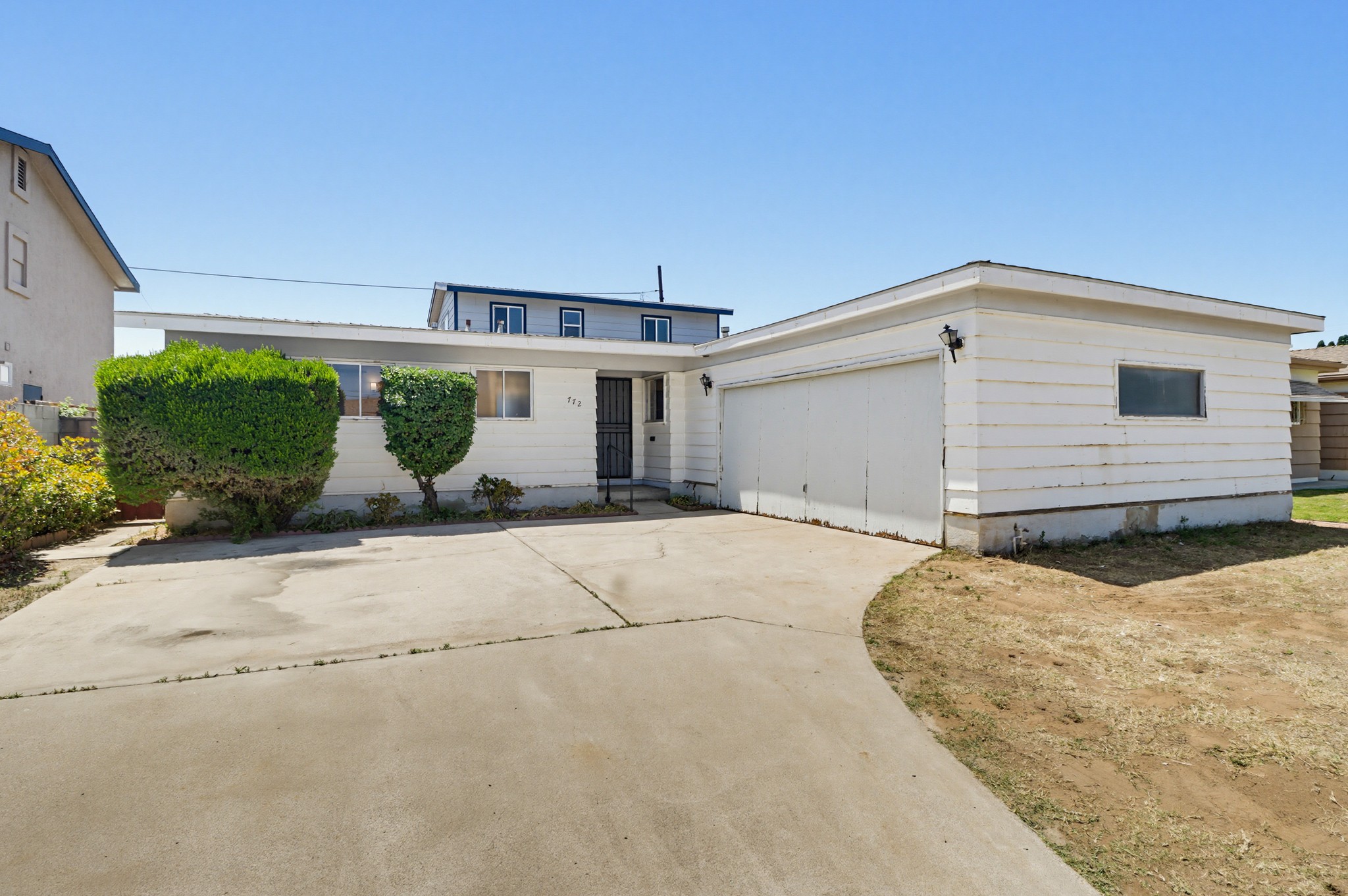 Virtual tour photo 3 of 48 for 772 Applewood Dr