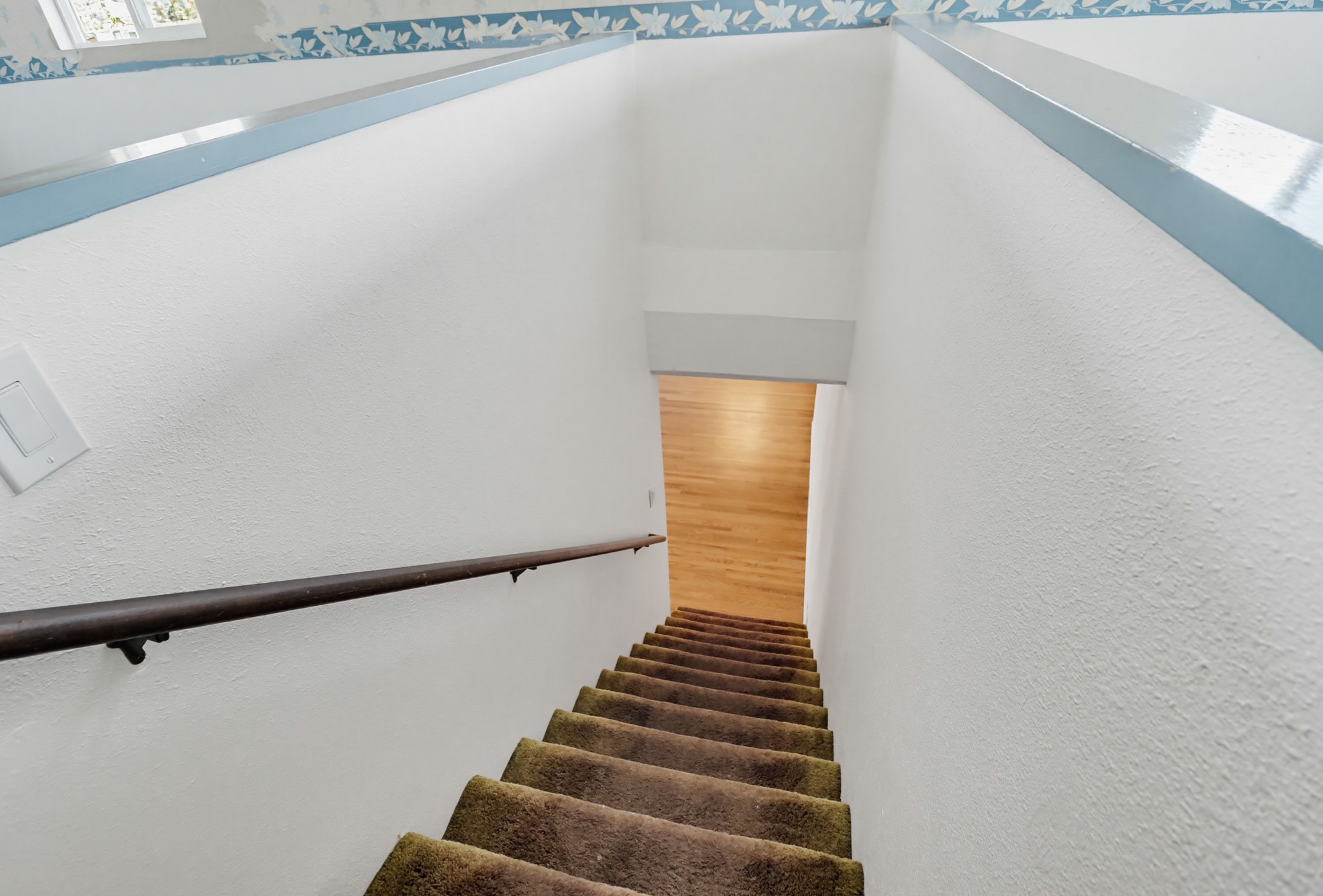 Virtual tour photo 28 of 48 for 772 Applewood Dr