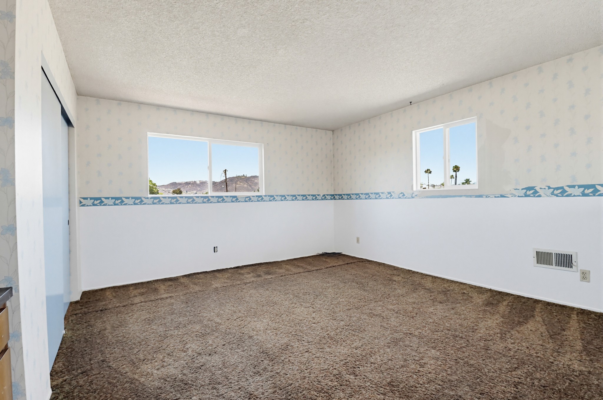 Virtual tour photo 33 of 48 for 772 Applewood Dr