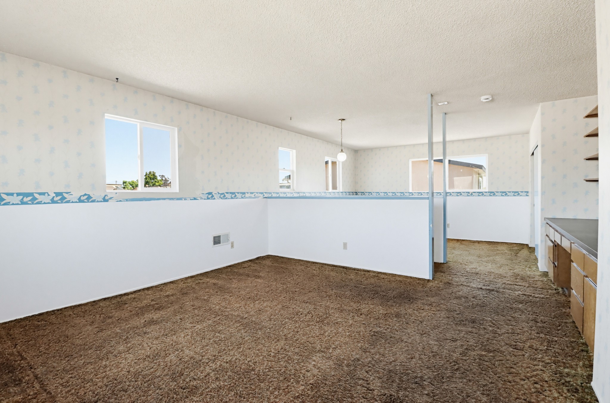 Virtual tour photo 35 of 48 for 772 Applewood Dr