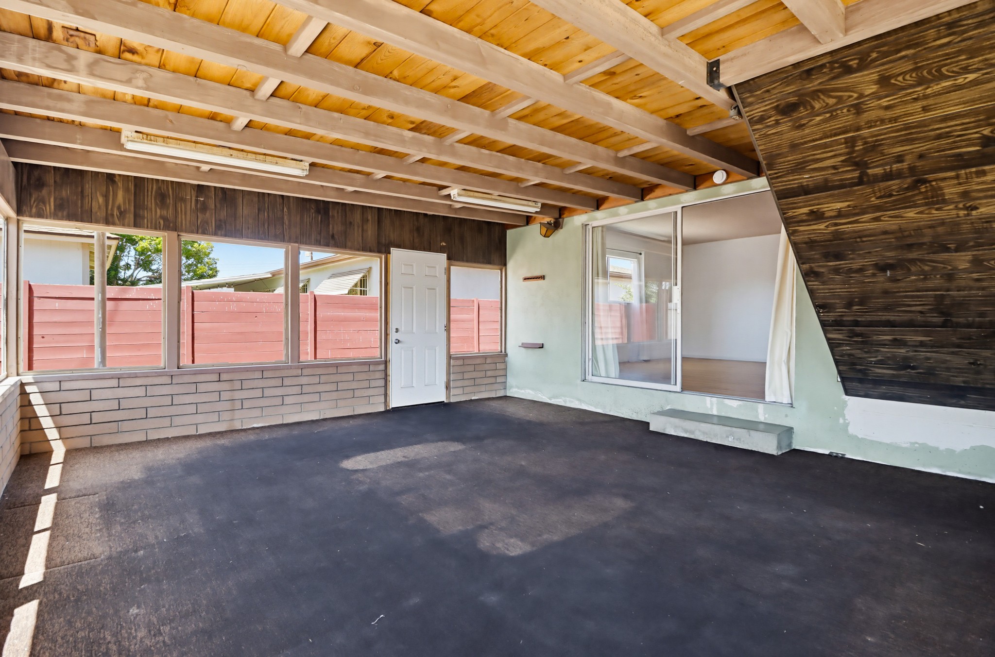 Virtual tour photo 37 of 48 for 772 Applewood Dr