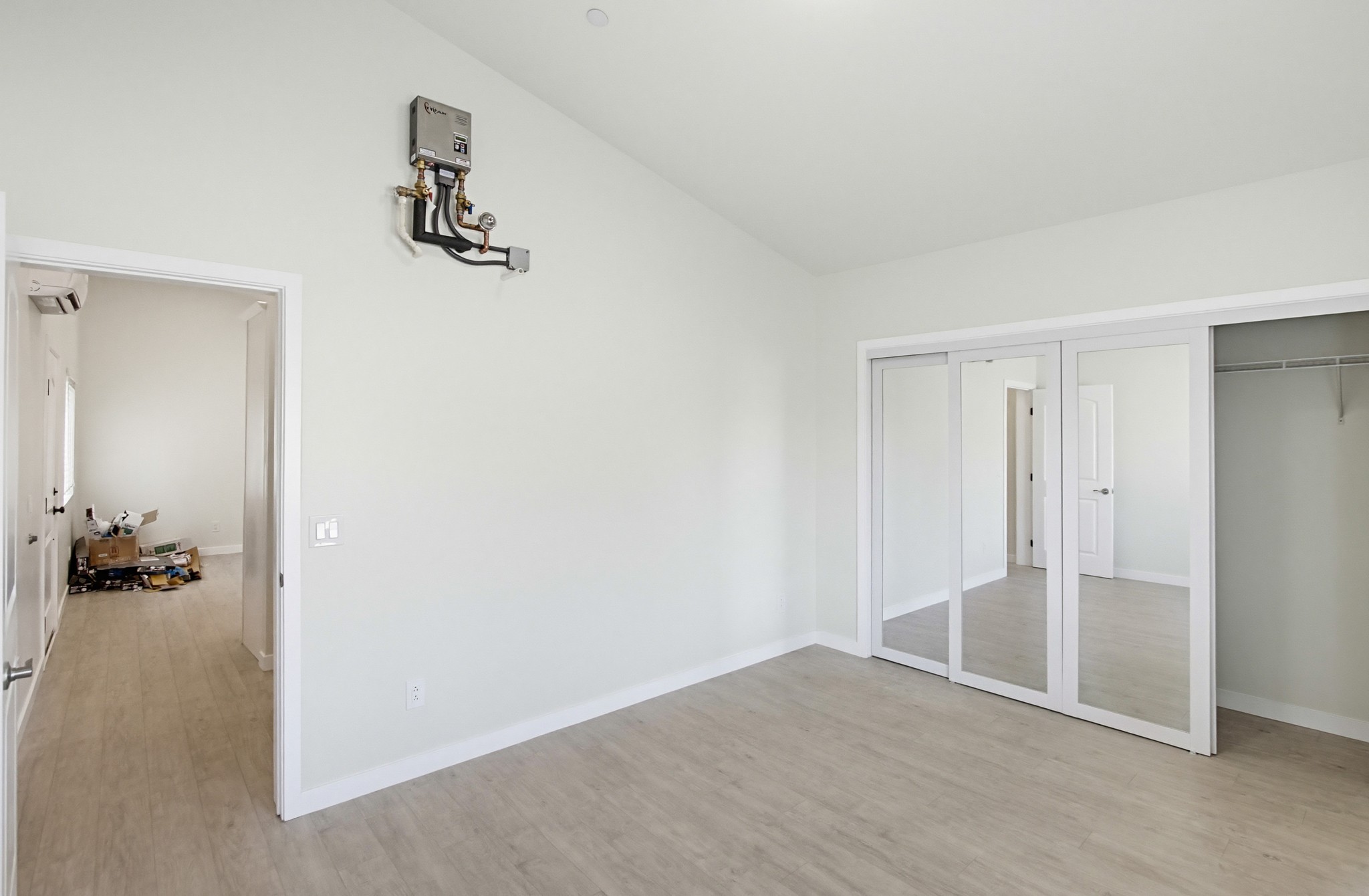 Virtual tour photo 28 of 34 for 772 N Alda Dr