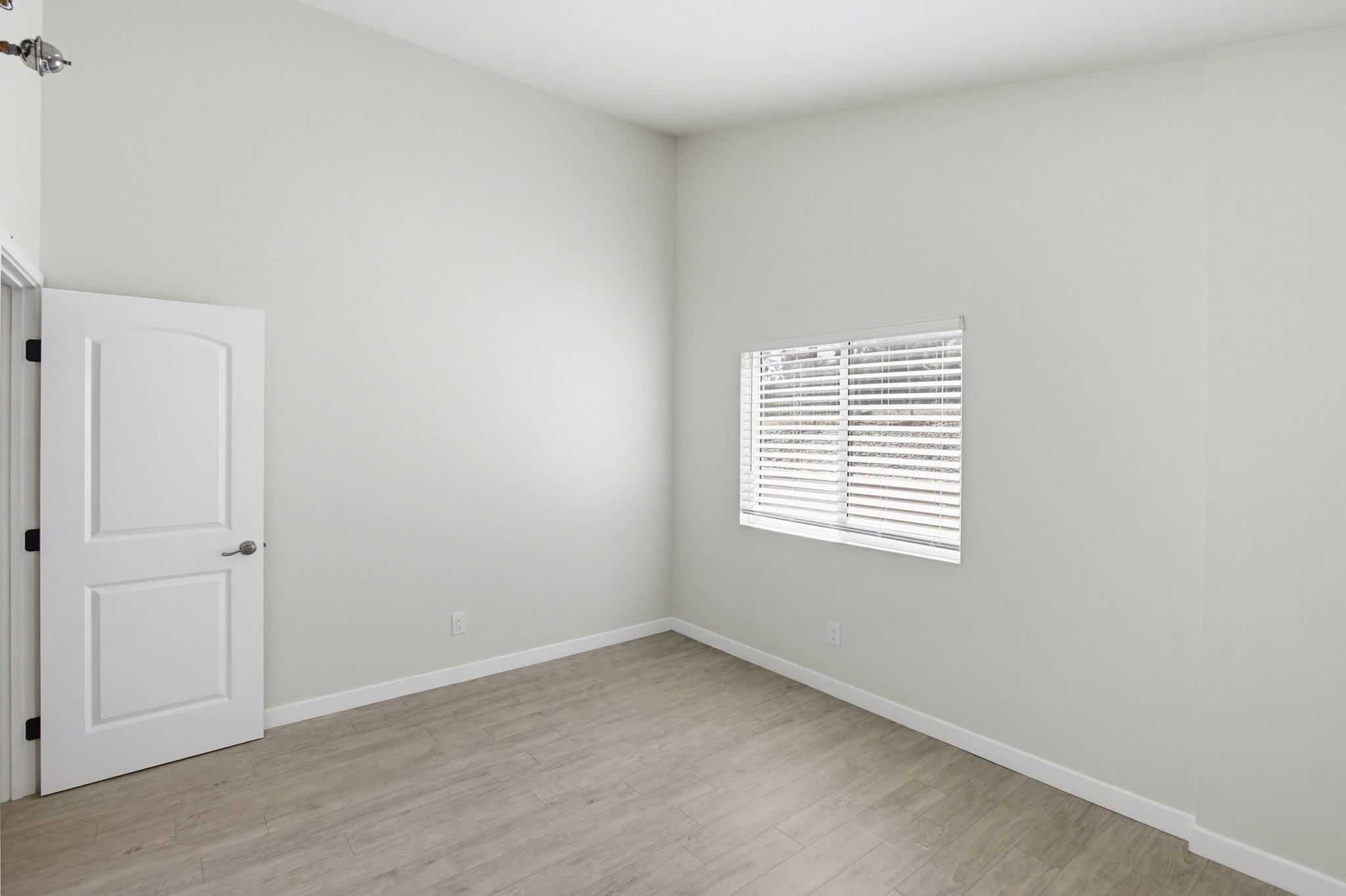 Virtual tour photo 33 of 34 for 772 N Alda Dr