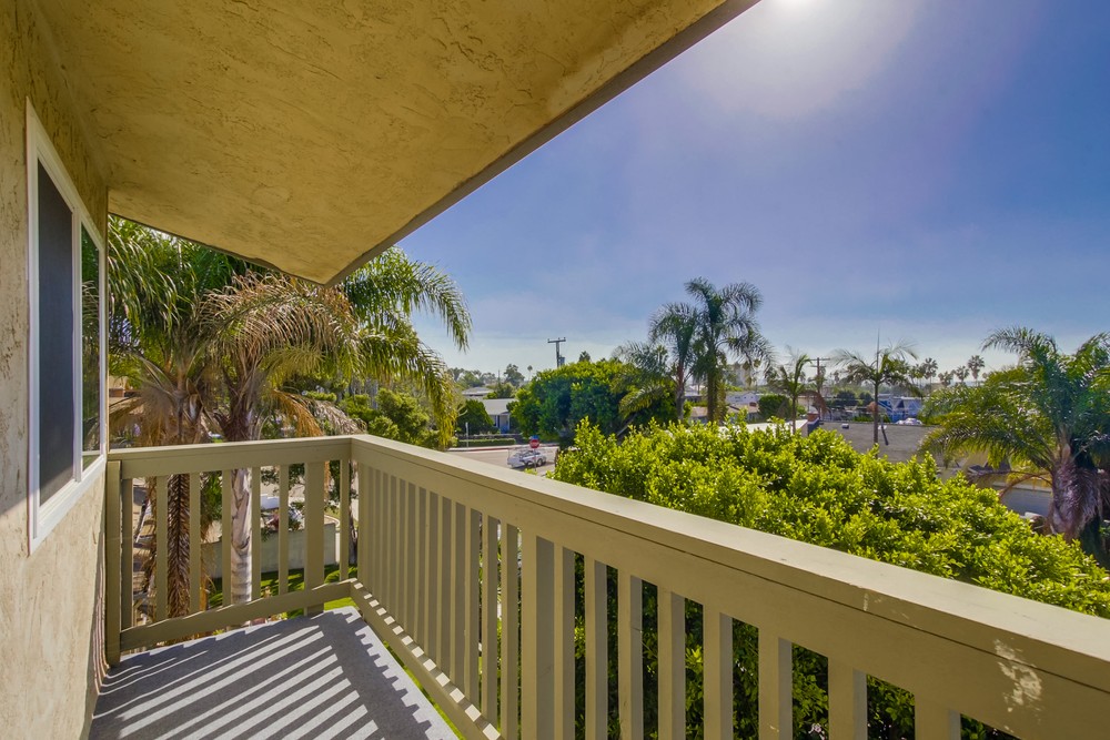 Virtual tour photo 5 of 40 for 772 Sapphire St