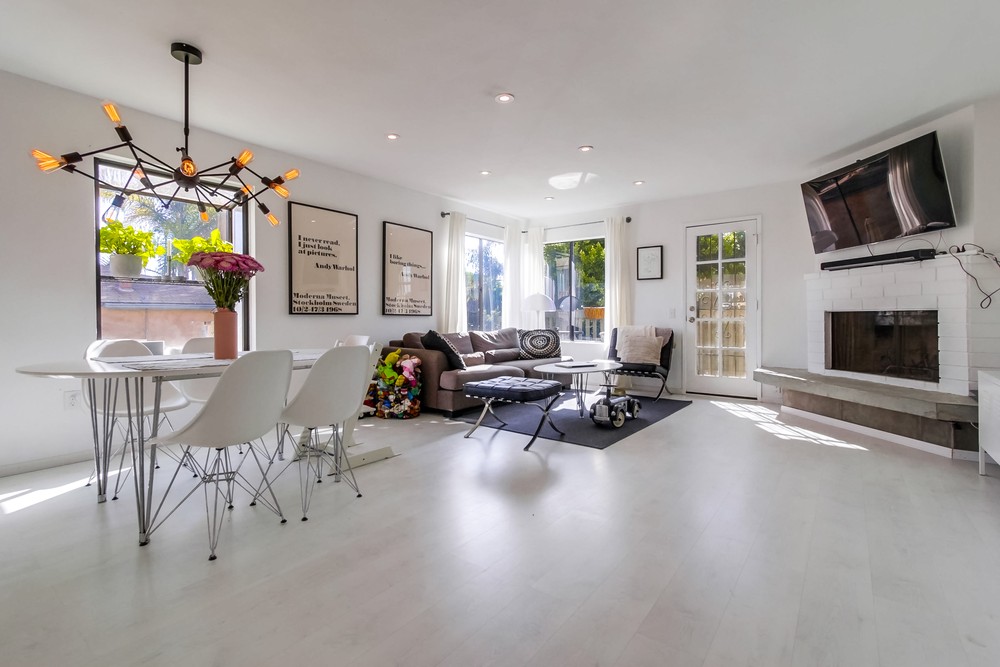 Virtual tour photo 8 of 40 for 772 Sapphire St