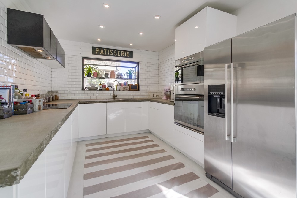 Virtual tour photo 13 of 40 for 772 Sapphire St
