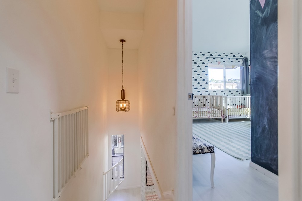 Virtual tour photo 19 of 40 for 772 Sapphire St