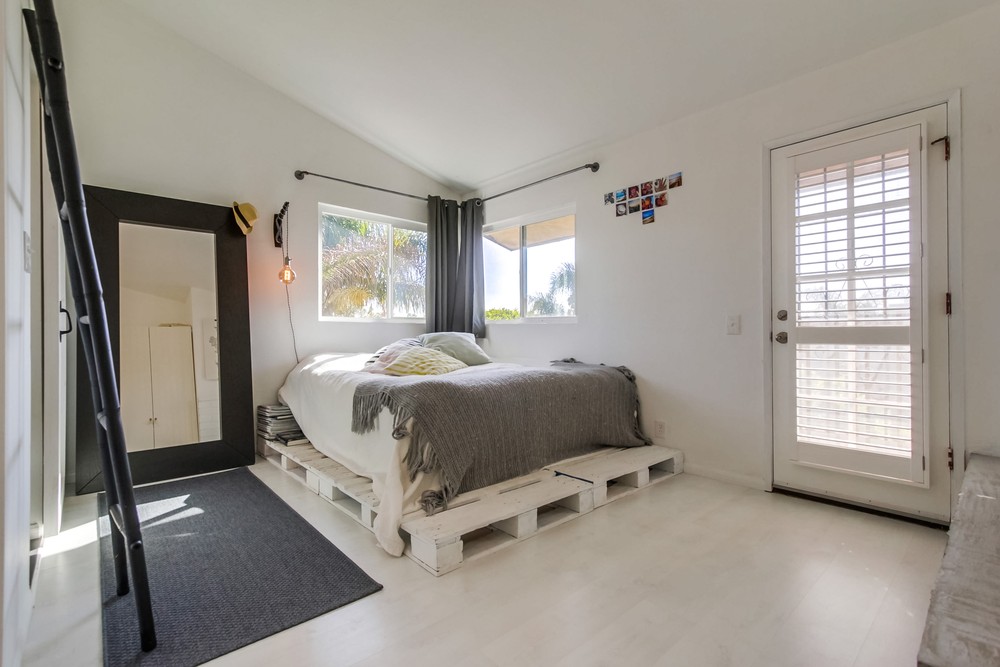 Virtual tour photo 21 of 40 for 772 Sapphire St