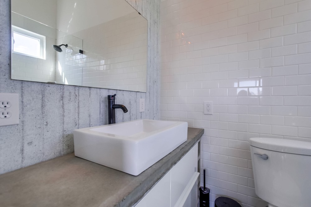 Virtual tour photo 26 of 40 for 772 Sapphire St