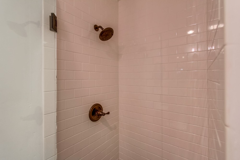Virtual tour photo 31 of 40 for 772 Sapphire St