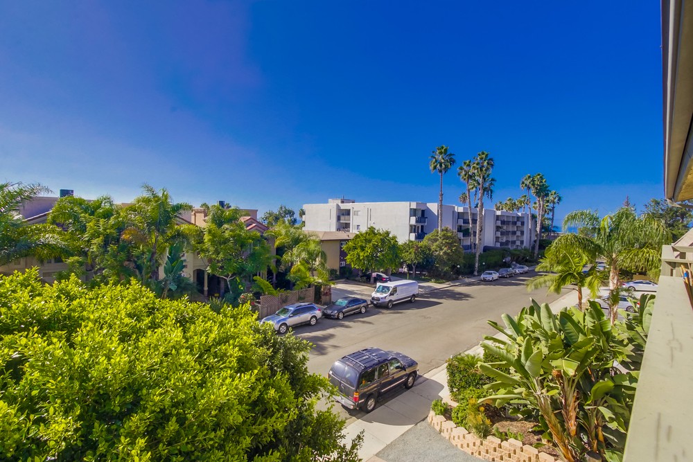 Virtual tour photo 40 of 40 for 772 Sapphire St